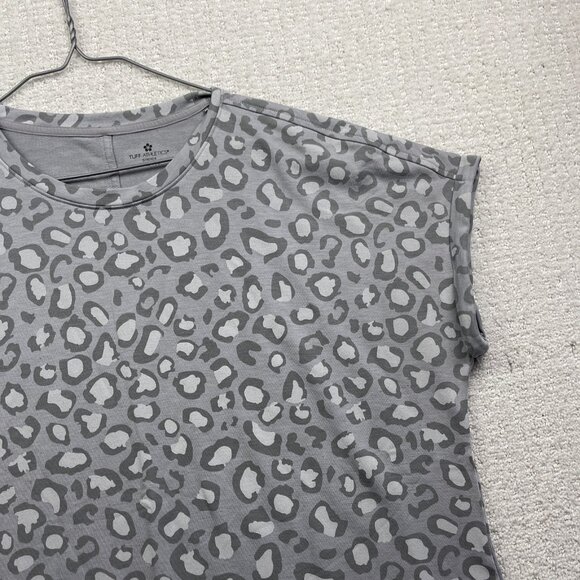 Tuff Athletics Women's XXL Grey Workout Tee Leopard Camo AOP Short Sleeve - Picture 3 of 14